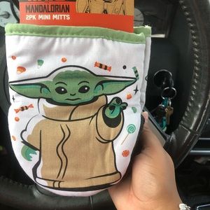 Baby yoda Halloween kitchen set